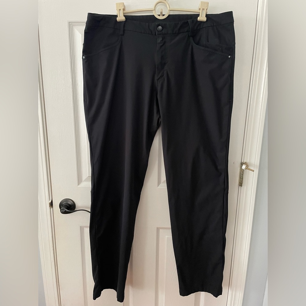 LULULEMON ABC Classic-Fit Pant Warpstreme. Waist 40, Length 34 Black
